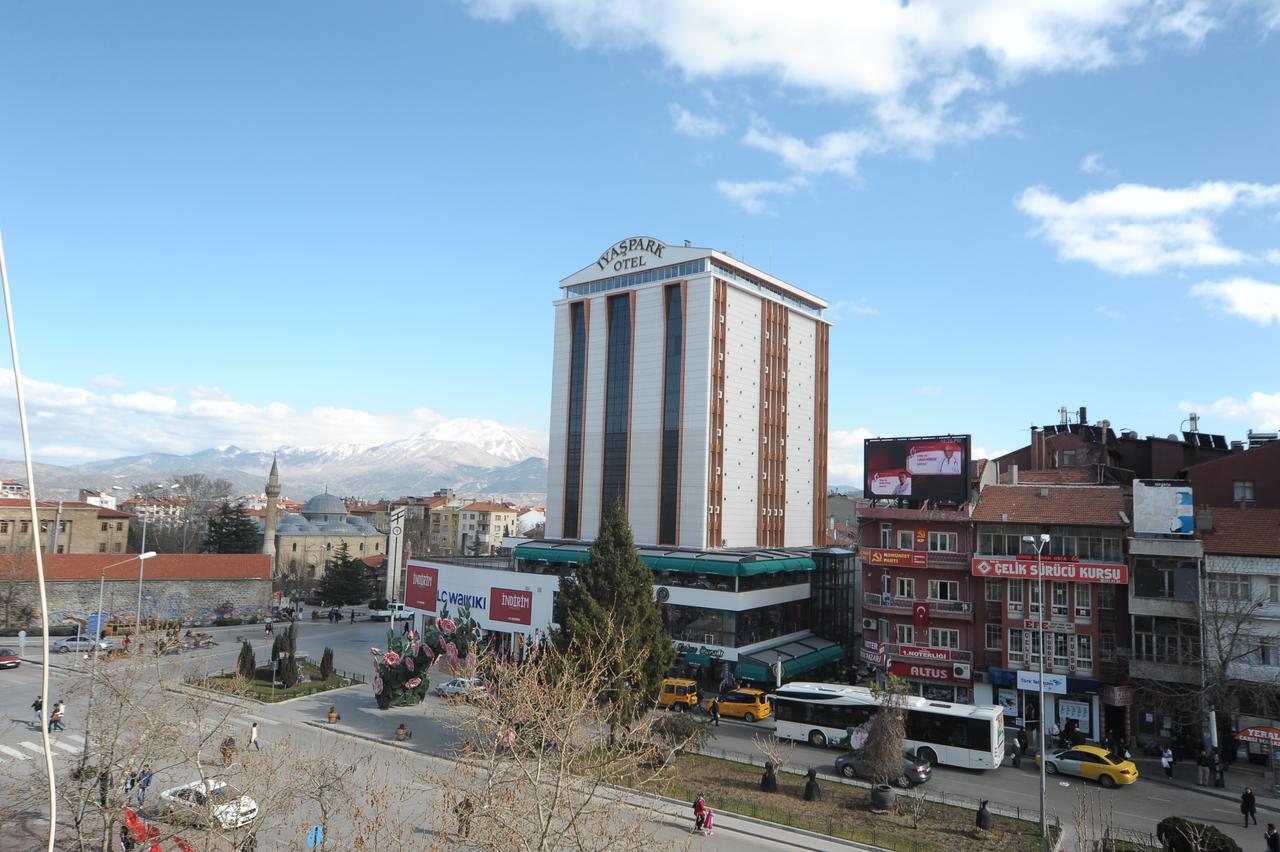 Iyaspark Hotel Isparta Exteriör bild